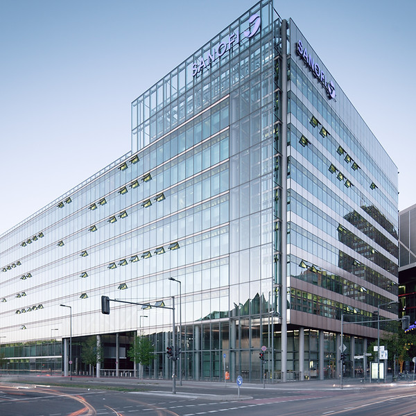 Corporate HQs & Workplaces